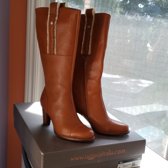 UGG Shoes - UGG sz 9 NWTs Tess Boots